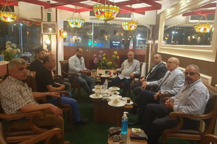 محافظ بورسعيد مع مسؤولو المصري 