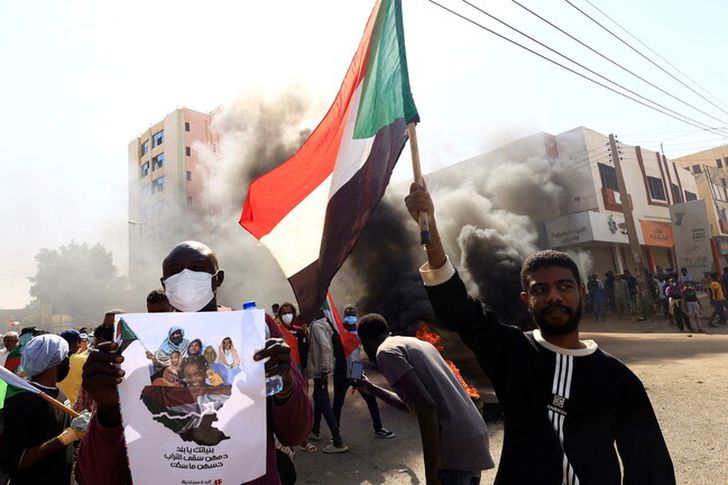 السودان مظاهرات كثيقة.jpg
