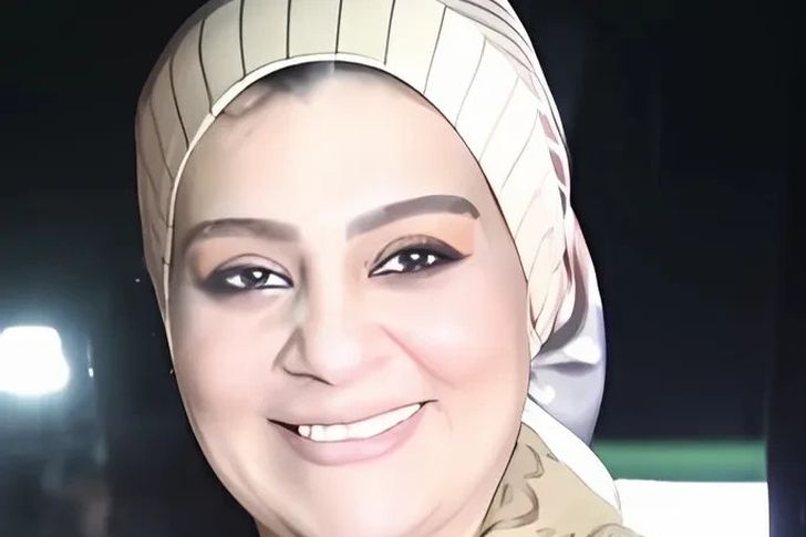الكاتبة داليا عماد 