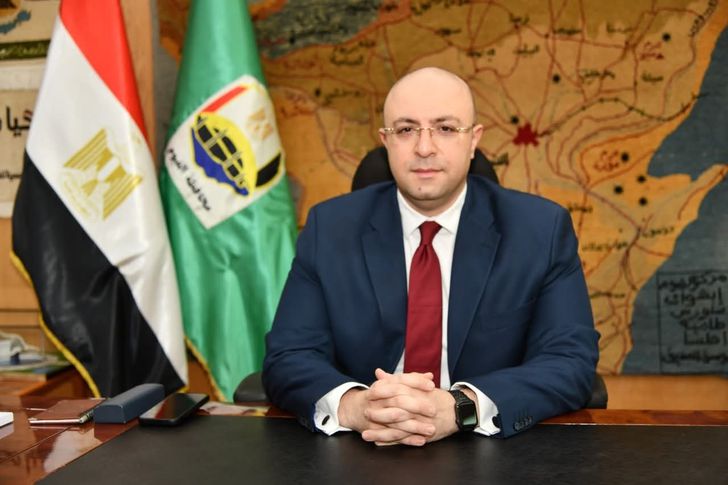 د. محمد هانئ محافظ الفيوم 