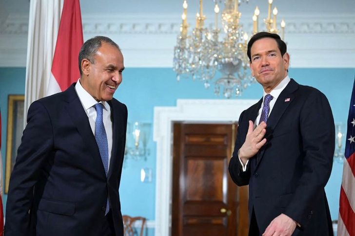 وزير الخارجية 