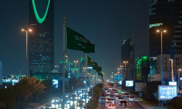 الطقس الرياض اليوم في الليل