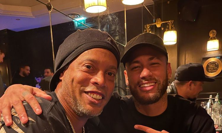 Neymar et Ronaldinho participent au tournoi « Kings League »