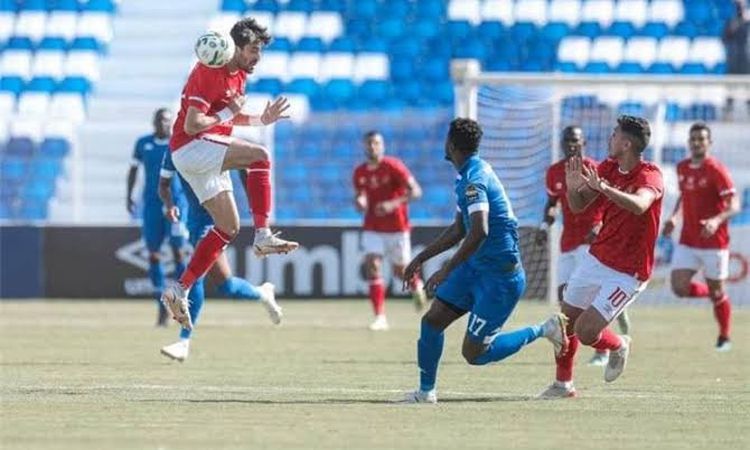 15 دقيقة.. لاعبو الأهلي يهدرون التقدم أمام الهلال السوداني بغرابة
