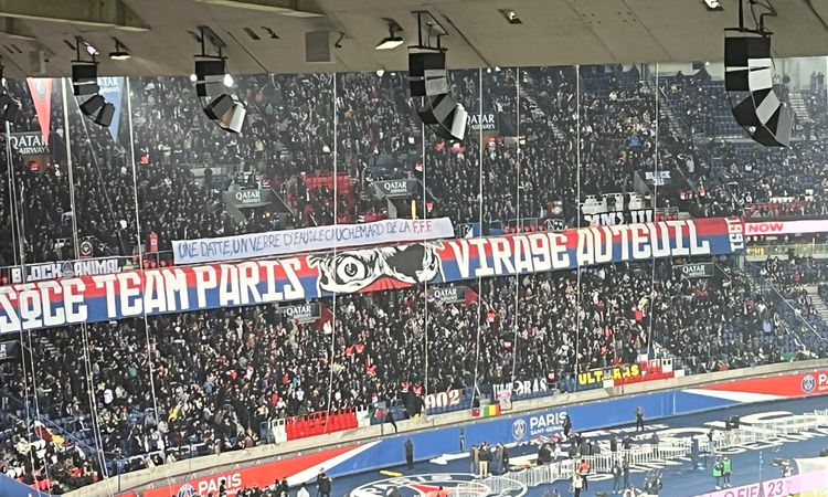 Les fans du Paris Saint-Germain attaquent la FA française pour la vitesse (photo)