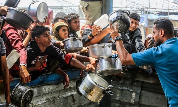 كارثة إنسانية في غزة: 18 حالة وفاة بسبب الجوع خلال 24 ساعة - تحذيرات من تفاقم الأوضاع