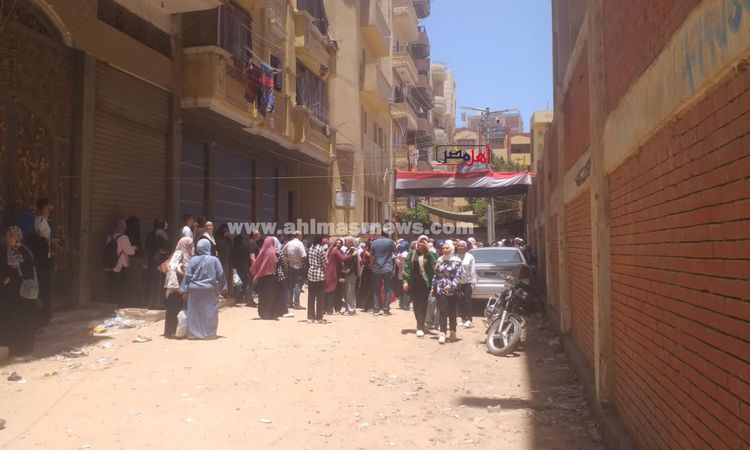 امتحان الرياضيات البحتة لطلاب الثانوية العامة (علمي رياضة) بكفر الشيخ غدًا: تفاصيل هامة للطلاب